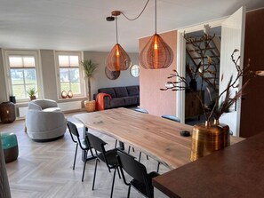 Villa | Dining - Villa in Wieringer Near the Wadden Sea (Hippolytushoef)
