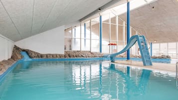 House | Pool