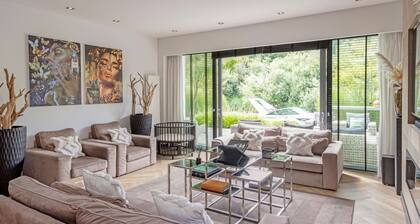 Wellness Villa on the Water Near Harderwijk