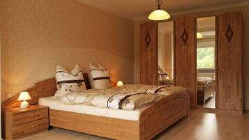 House | 1 bedroom, individually furnished, iron/ironing board