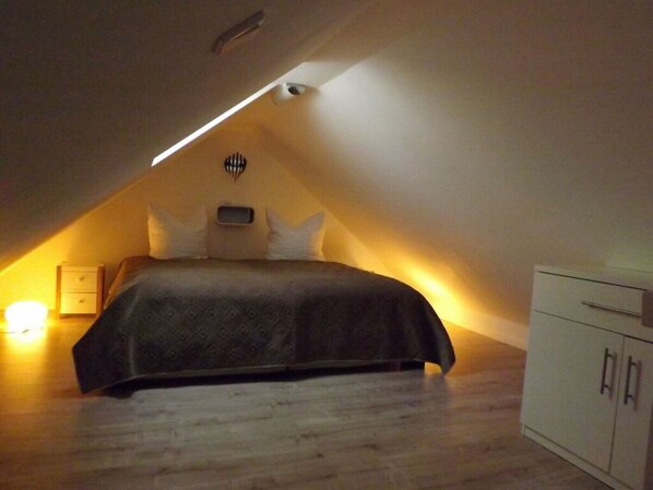 Ferienhaus | 4 Schlafzimmer, individuell eingerichtet, Bügeleisen/Bügelbrett