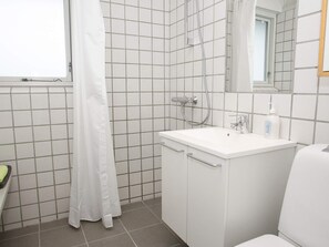 House | Bathroom