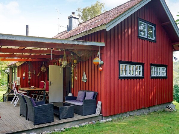 House | Outdoor dining