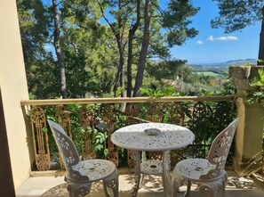 Property grounds - Villa Fazia Comfortable Holiday Residence (Ortezzano)