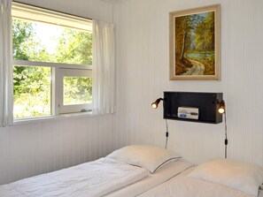 Room - 6 Person Holiday Home in Nexo (Nexø)