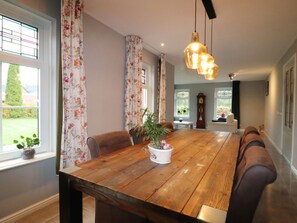 Apartment | Dining - Apartment in Kornhorn Near Curringherveld (Kornhorn)
