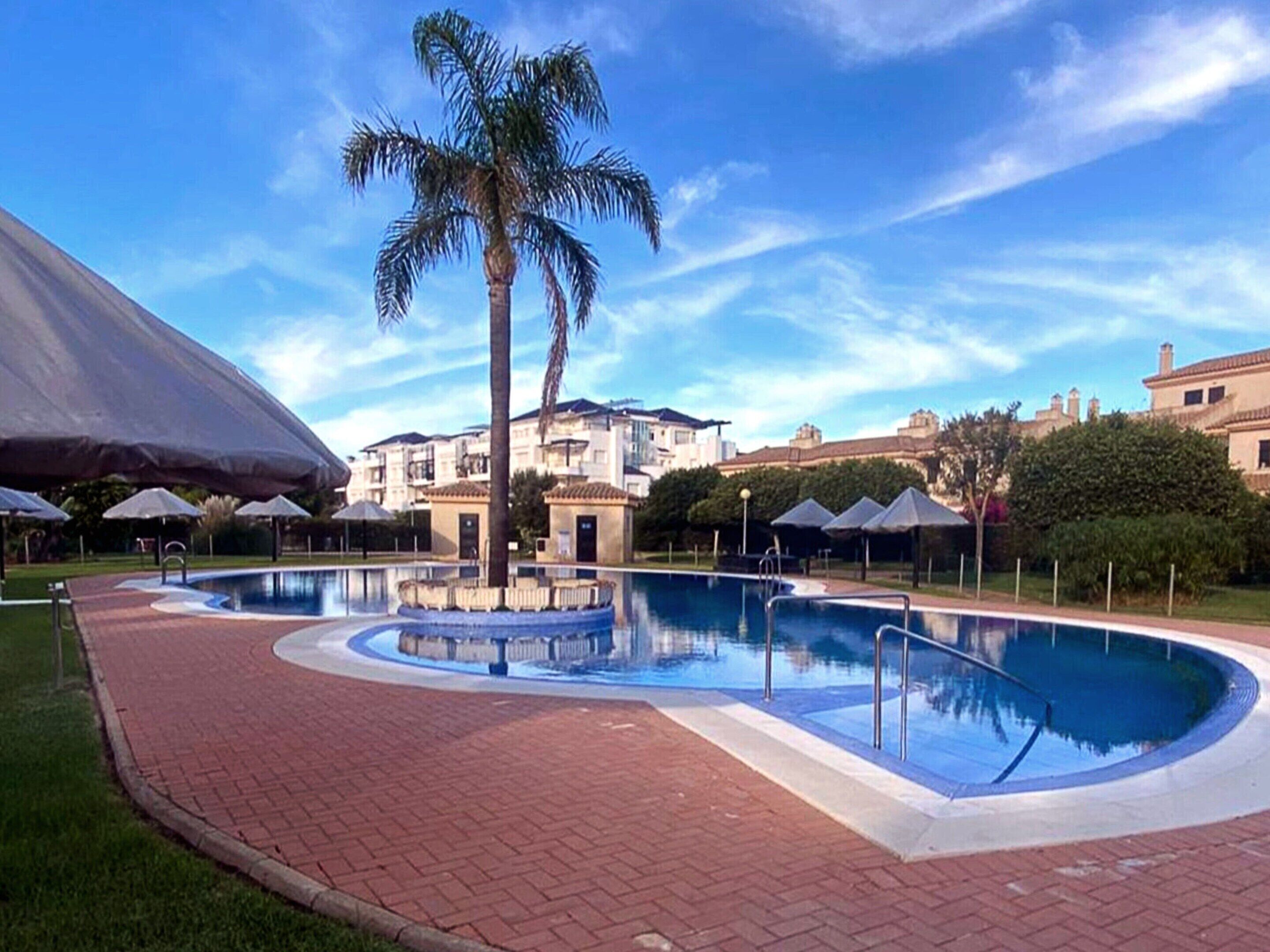 House | Pool | Outdoor pool