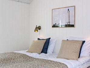7 bedrooms, individually furnished - 4 Star Holiday Home in Blavand (Blavand)