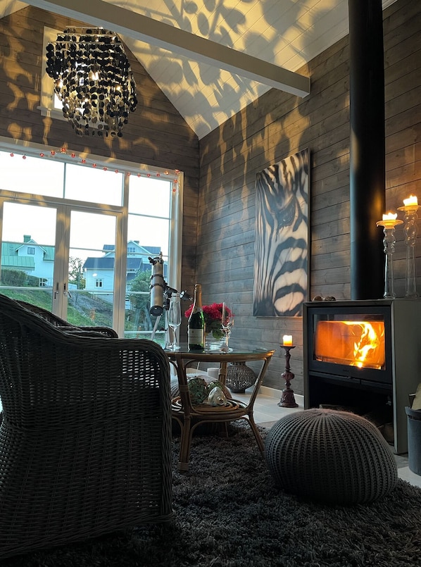 Cabane Deluxe, vue canal