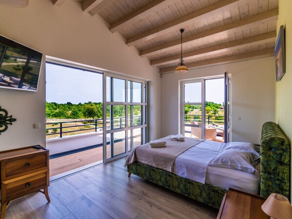 Villa - Villa Arkaim Comfortable Holiday Residence (Marcana)