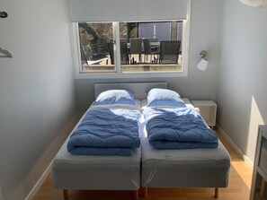 House - 8 Person Holiday Home in Allinge (Allinge)