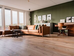 Living area - Oceanhouse Comfortable Holiday Residence (Wieringerwerf)