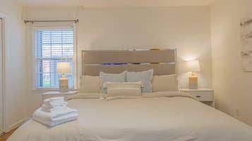 3 bedrooms, desk, iron/ironing board, WiFi