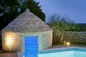 Outdoor pool - Arco Comfortable Holiday Residence (Svetvincenat)