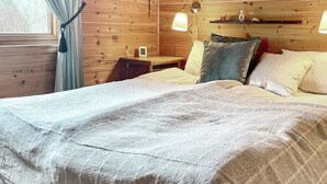 House | 2 bedrooms, individually furnished - 4 Person Holiday Home in Holmsjo (Holmsjö)