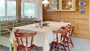 House | Dining - 4 Person Holiday Home in Holmsjo (Holmsjö)