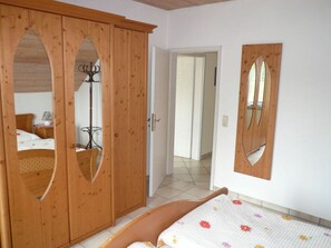 2 bedrooms - Lindau Modern Retreat (Weissensberg)