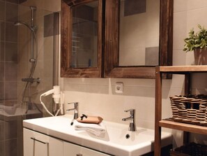 Apartment | Bathroom - Apartment Duynsuites Near the sea (Callantsoog)