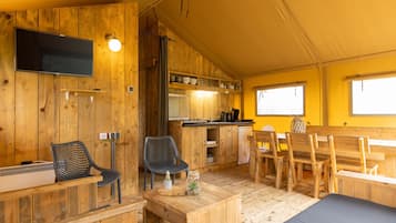Tent | Living room