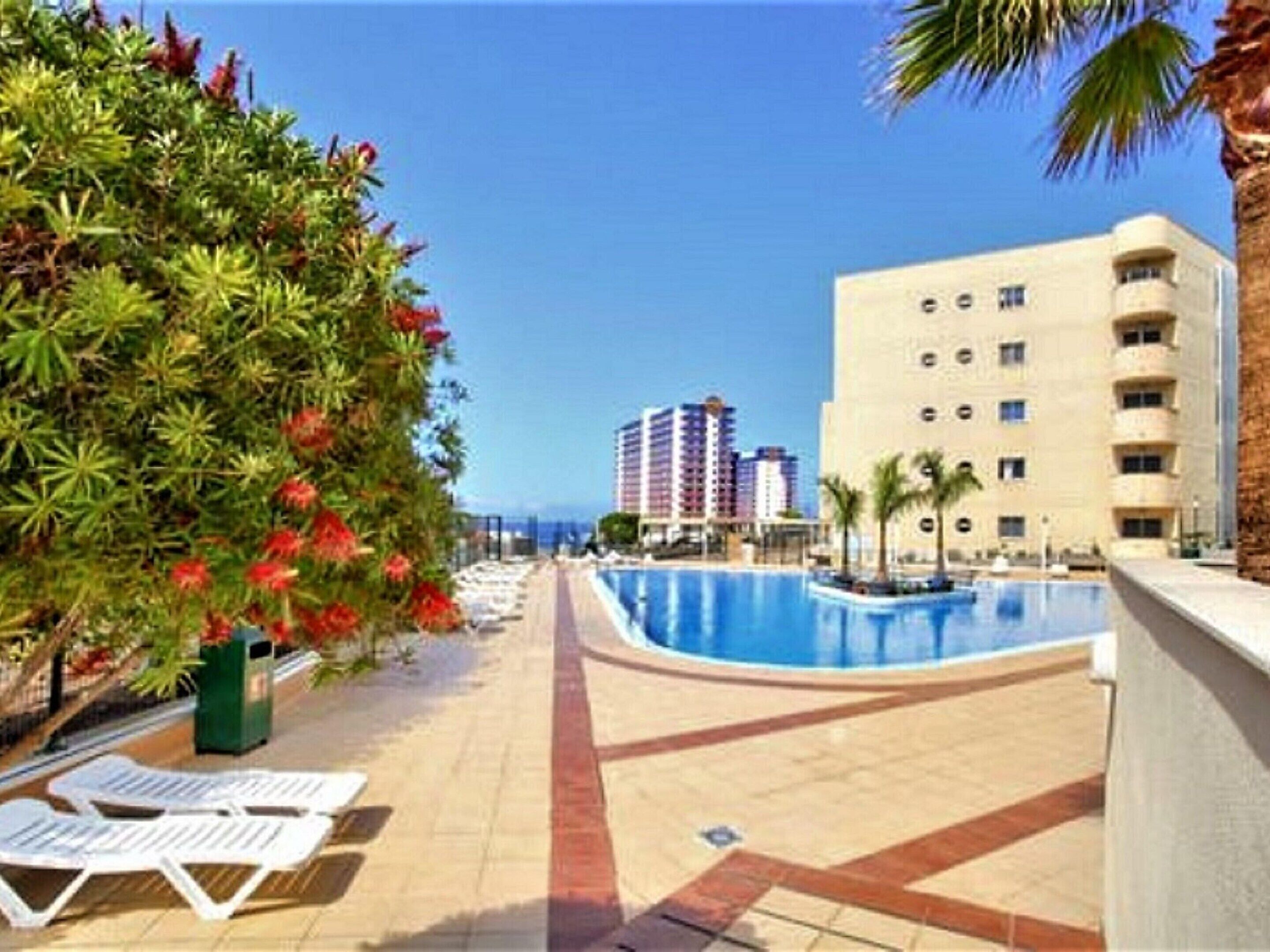 Apartament | Piscina | Piscina a l'aire lliure 