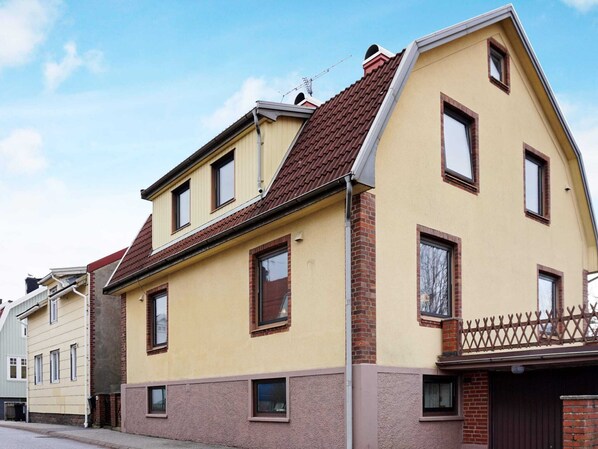 House | Exterior - 5 Person Holiday Home in Lysekil (Lysekil)