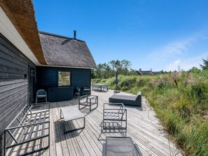 Exterior - 5 Star Holiday Home in Henne (Henne)