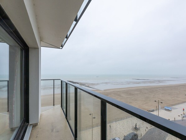 Apartment | View from property - Corner Studio With Sea-views (Middelkerke)