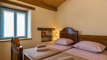 Villa | 3 bedrooms, individually furnished, iron/ironing board