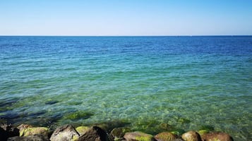 Vista al agua