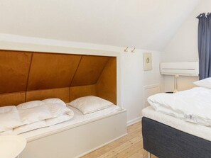 House | 3 bedrooms, individually furnished - 6 Person Holiday Home in Gedser (Gedser)