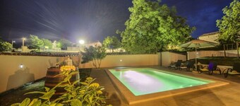 Villa G With Pool in Barban