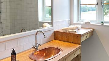 House | Bathroom
