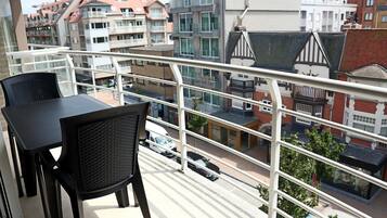 Apartment | Balcony