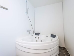 Spa treatment - 5 Star Holiday Home in Hemmet (Hemmet)