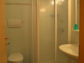 Apartment | Badezimmer