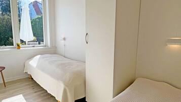 House | 2 bedrooms, individually furnished