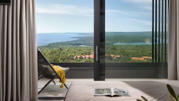 House | 4 bedrooms, bed sheets