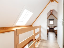 House | 3 bedrooms, individually furnished