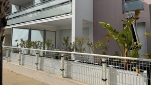Exterior - Très beau T2 3* (office tourisme), grde terrasse, garage proche plage et centre (Cavalaire sur Mer)