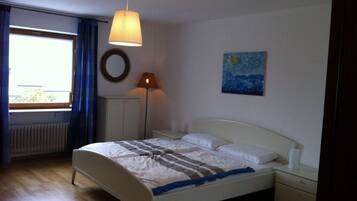 House | 4 bedrooms, individually furnished