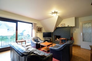 Apartment | Living room | DVD player - Apartment in De Haan Near the Beach (De Haan)