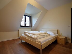Apartment | 3 Schlafzimmer, individuell eingerichtet, Bügeleisen/Bügelbrett