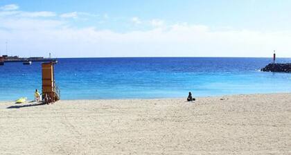 Spacious Holiday Home in La Oliva