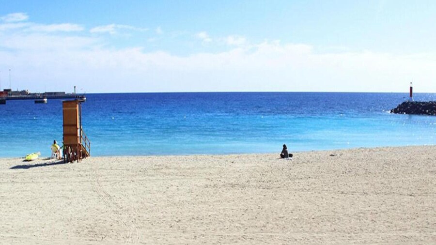 Spacious Holiday Home in La Oliva