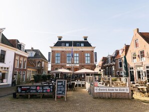 Outdoor dining - Holiday Home Zanddrijver (Makkum)