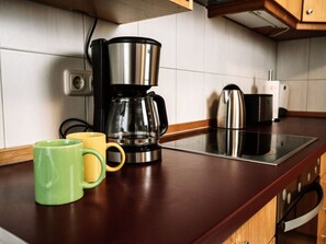 Apartment | Private kitchen | Oven, electric kettle, toaster - Nice Apartment in Lappersdorf (Lappersdorf)