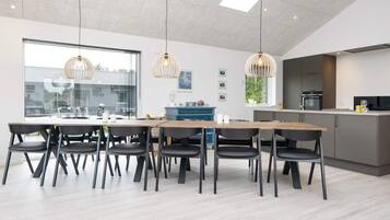 House | Dining