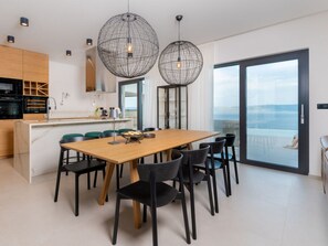 Dining - Rovni Comfortable Holiday Residence (Rasa)