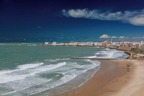 Sun-loungers - Apartamento Playa Santa María del Mar. Primera Línea de Playa (Cádiz)