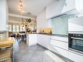 House | Private kitchen